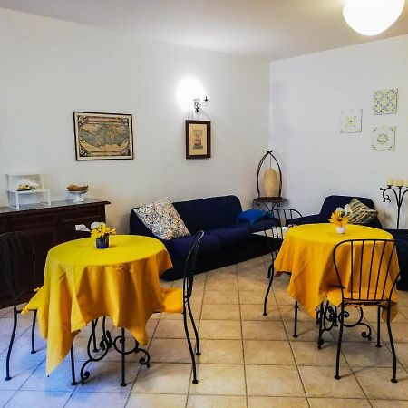 Terre Di Gratia Bed & Breakfast Camporeale Ngoại thất bức ảnh