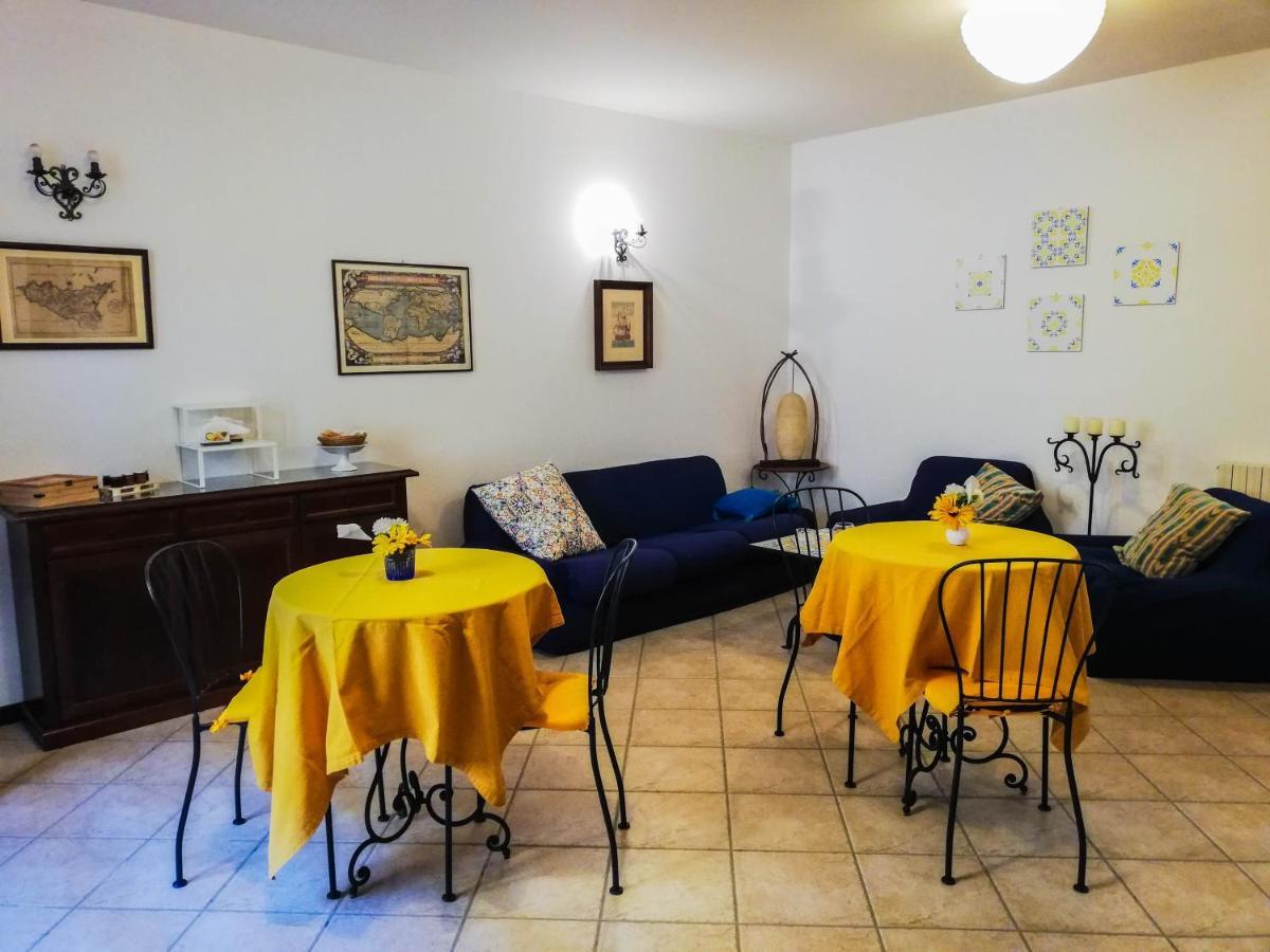 Terre Di Gratia Bed & Breakfast Camporeale Ngoại thất bức ảnh